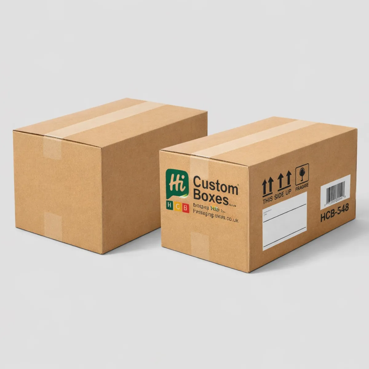 Photorealistic 3D mockup of a plain brown cardboard carton next to a branded shipping box. class=